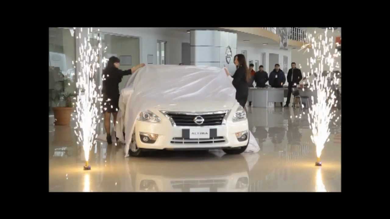 Təqdimat: 2013 Nissan Altima və 2012 Nissan Maxima