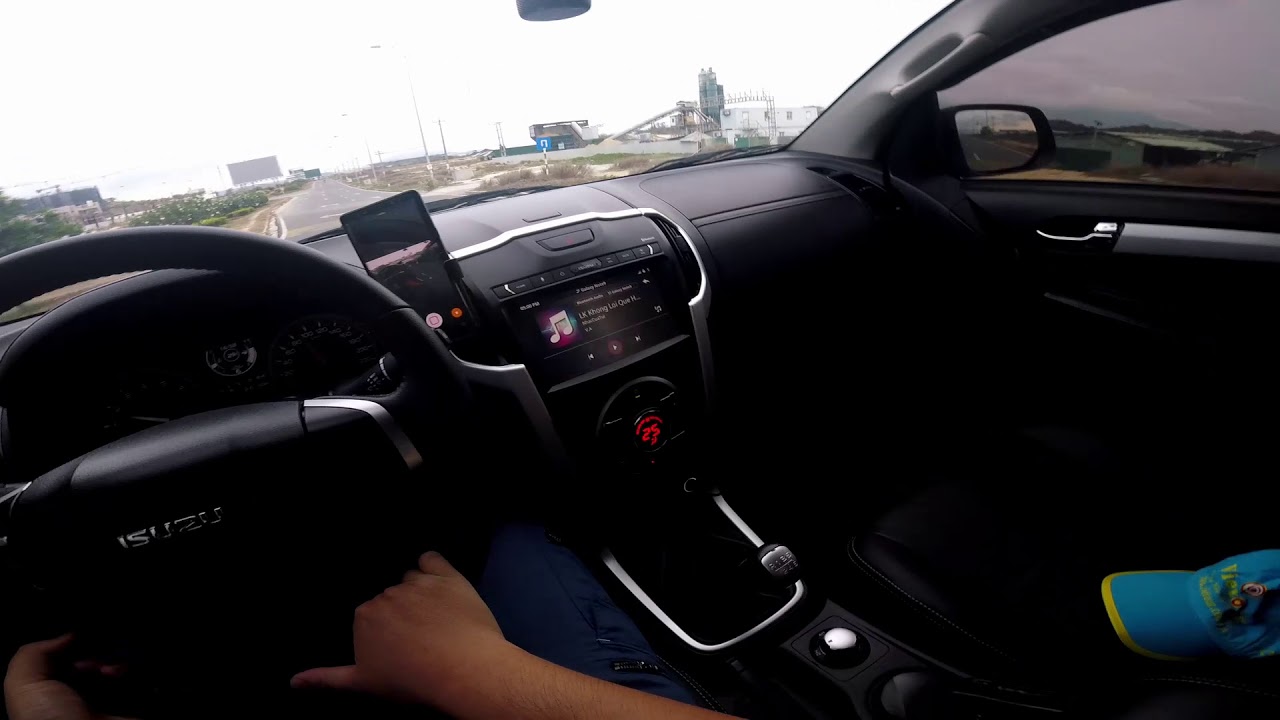 Isuzu Dmax 1.9 RZ4E manual POV