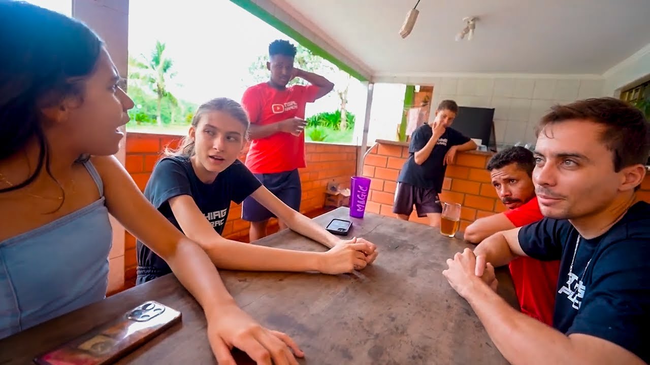 INTERROGAMOS A VITÓRIA NO RESORT… E ELA NÃO SABIA DISSO