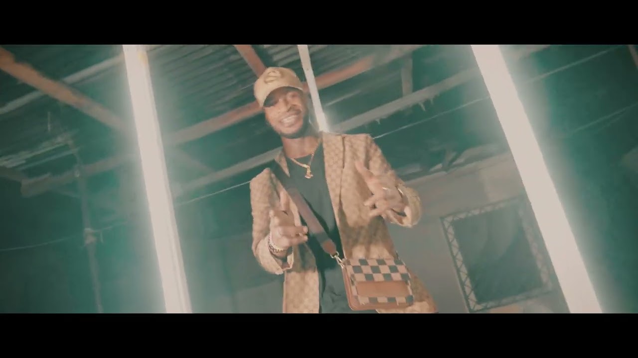 Mister Ndoki AKOTI prod by Nell Black director Kader picture(clip officiel)