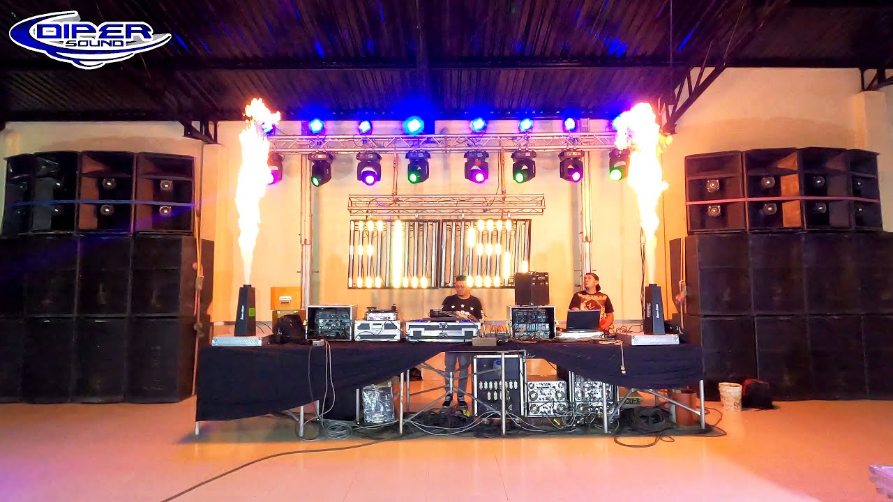 THIS IS WHAT LOS RUMBANDELOS DEL SABOR SOUNDS LIKE - DIPER SOUND -