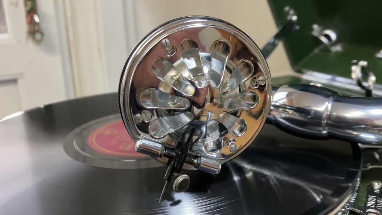 Thunder & Lightning Polka ( 1937 - Boston Promenade Orchestra ) HMV 102 Gramophone. 