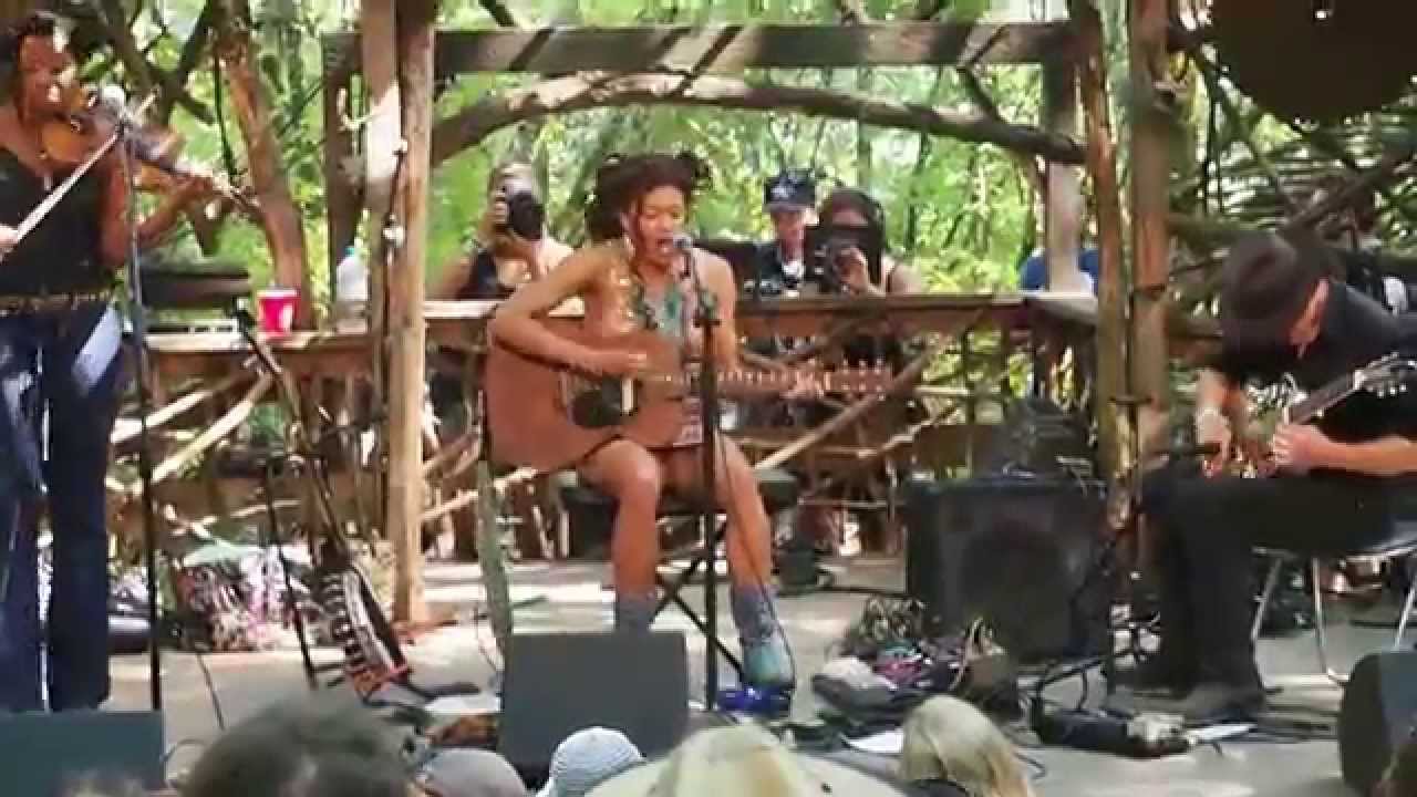 Valerie June @ Pickathon 2014