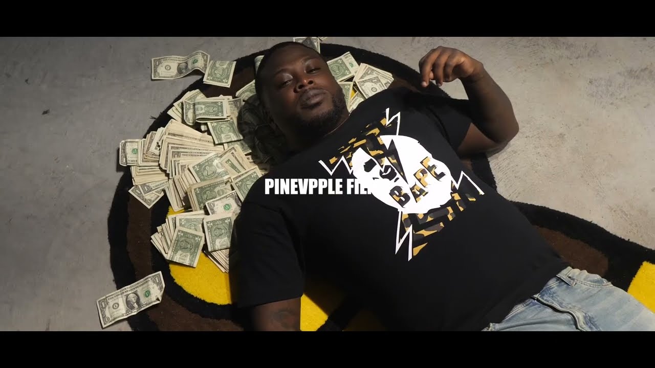 GreatWhite Stylez - MeekTro (Official Video) (Shot By Pinevpple Films￼)