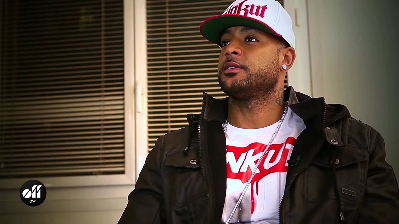 Booba en interview dans les coulisses de Touche Pas à Mon Poste