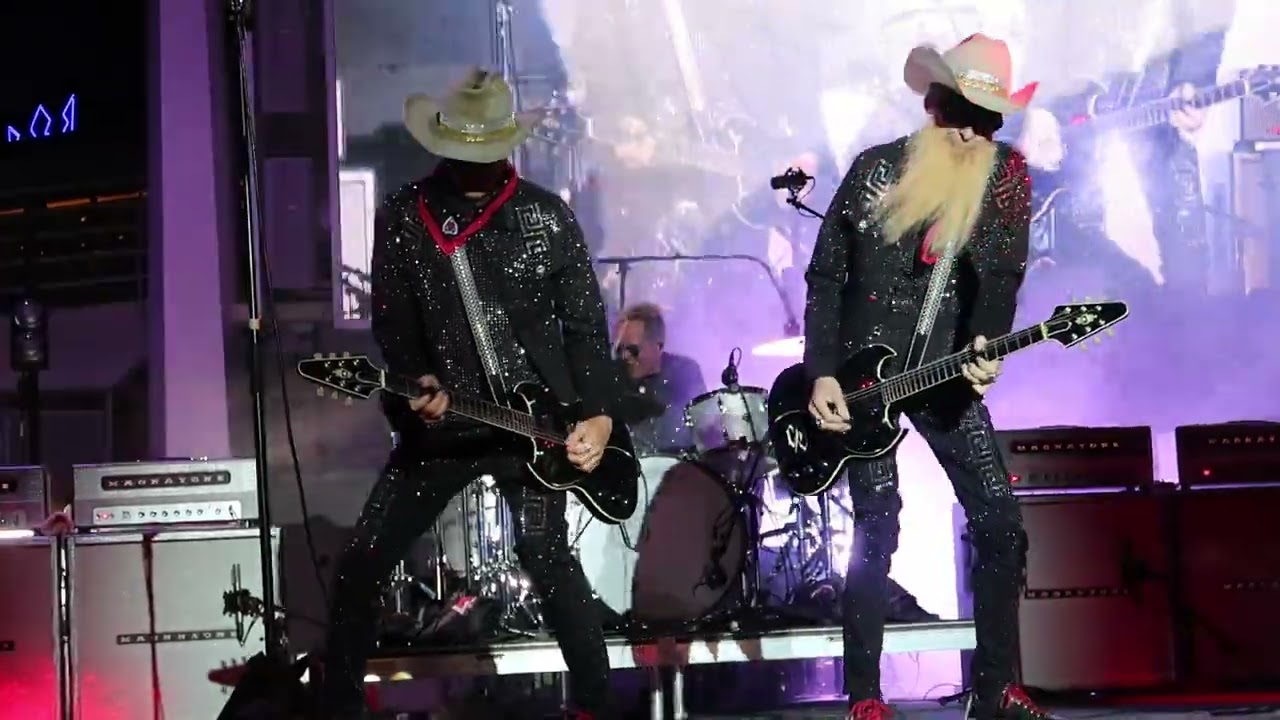 Billy F. Gibbons -Rollin' and Tumblin' - Rock Legends Cruise XI 2/24/24 -Pool Stage Row 2