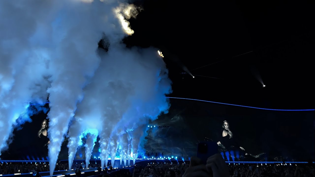 Adele in Munich “Skyfall” LIVE München Messe 03/08/24