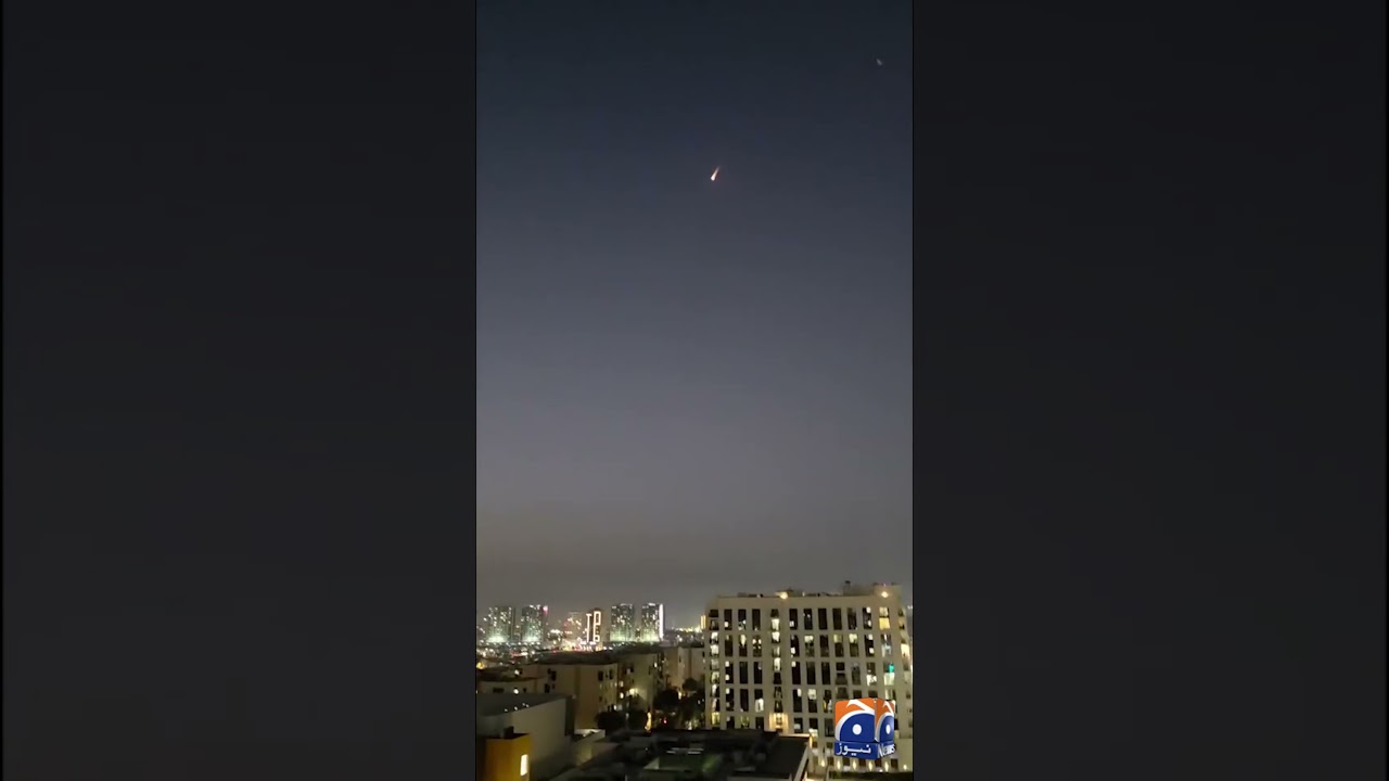 Scenes from the Iranian missile attacks in Dubai | Iran&ndash;Israel&ndash;US War Crisis | Geo News English