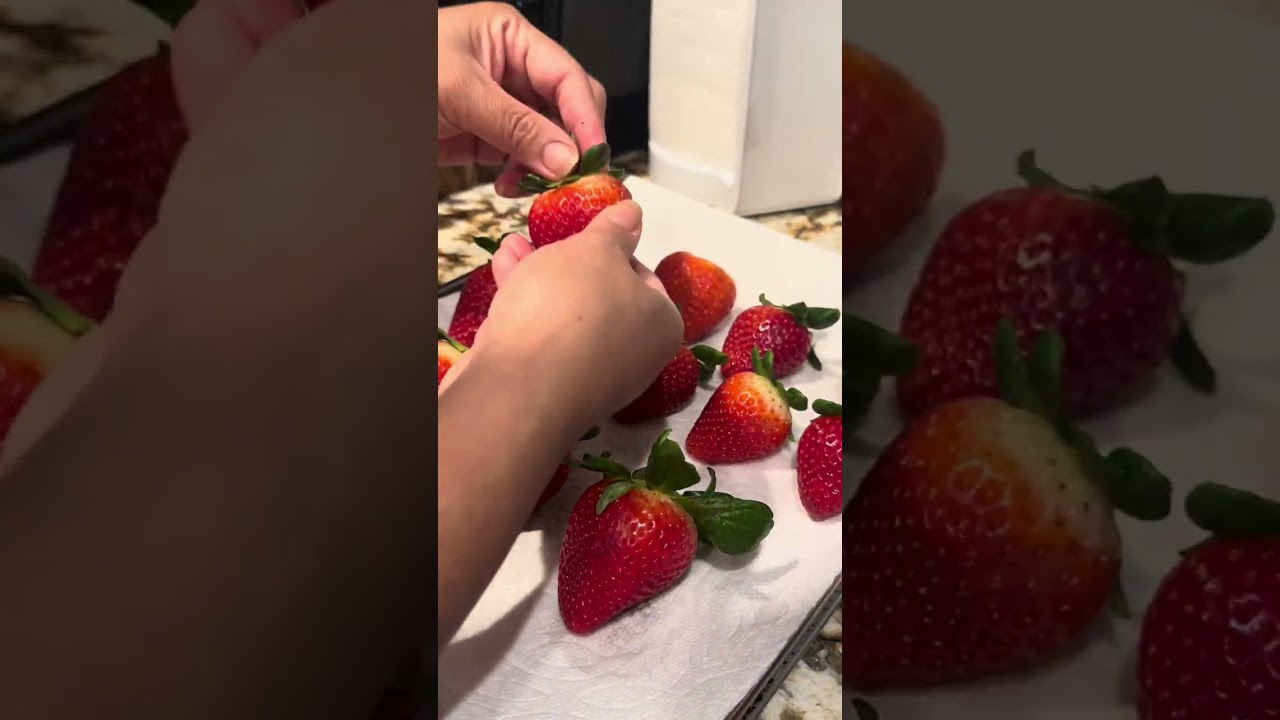 Chocolate Covered Strawberries 🍓 🍫♥️