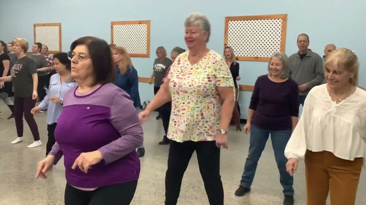 Continental line dance in Chateauguay