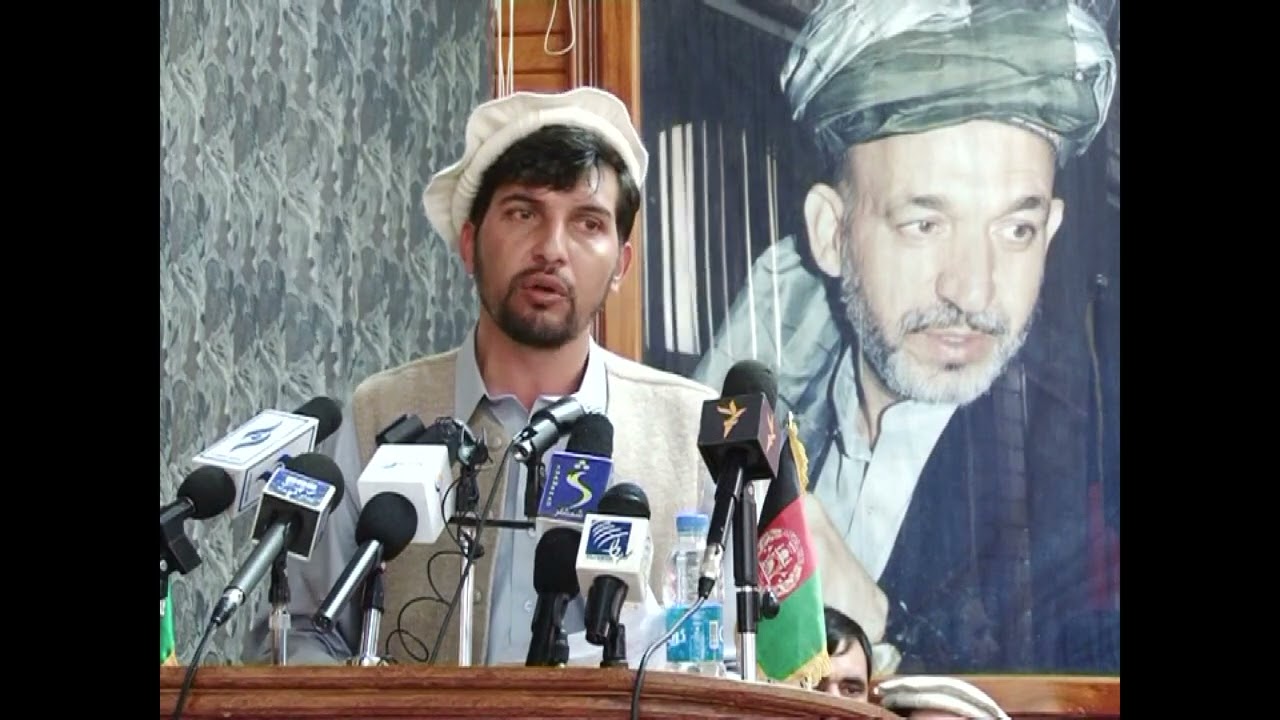 الحاج ملک محمد زرین او حاجی میرعالم خان  دشمنی په  دوستی بدل شو  پارټ 1