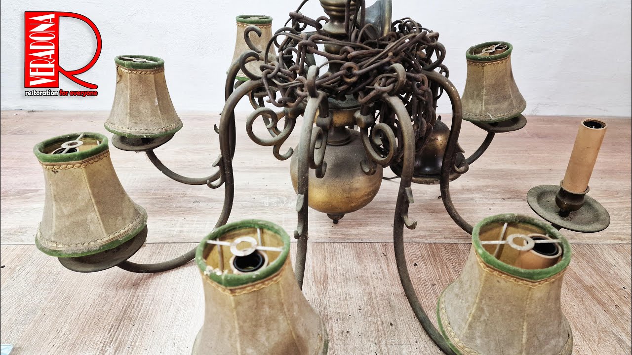 Multi-arm chandelier - Restoration