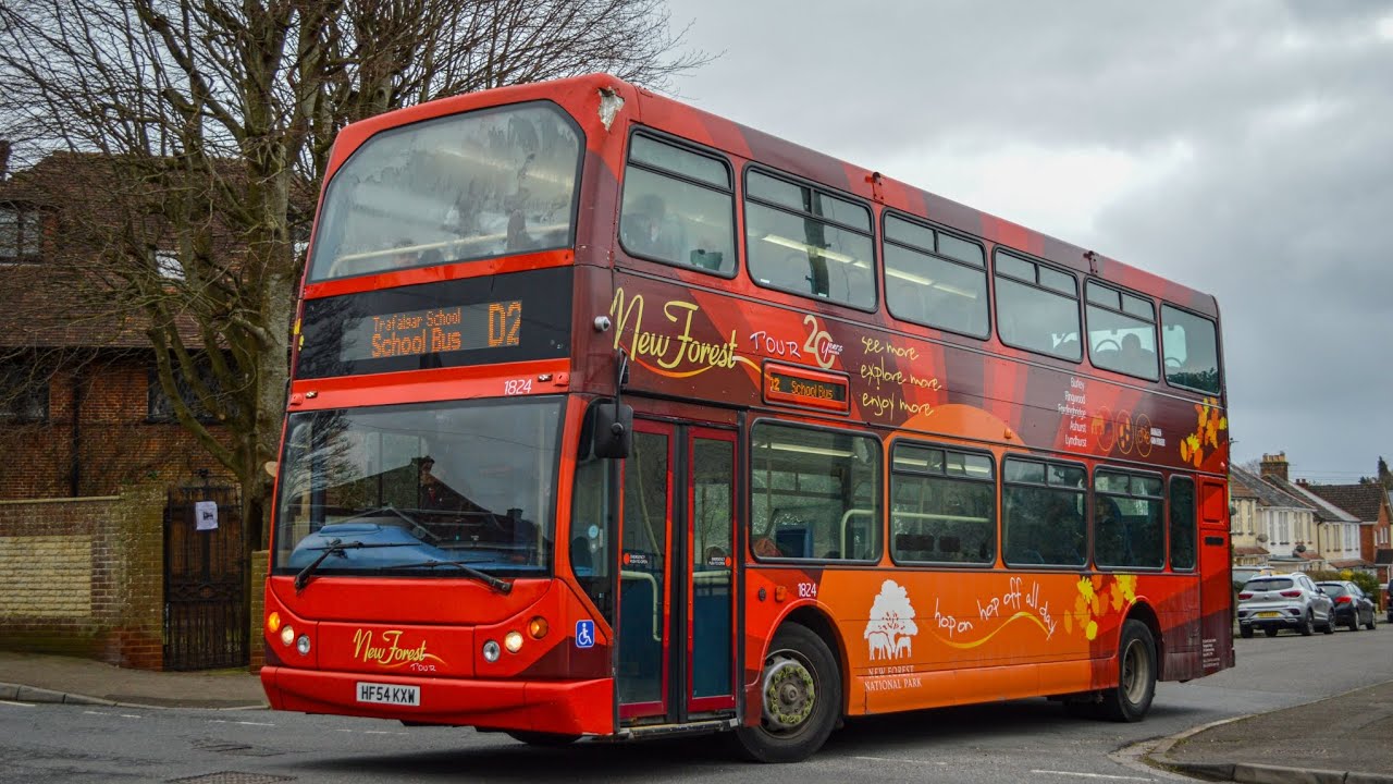 *B7TL* Salisbury Reds 1824 HF54KXW on the 44 to Woodfalls 27/02/2026