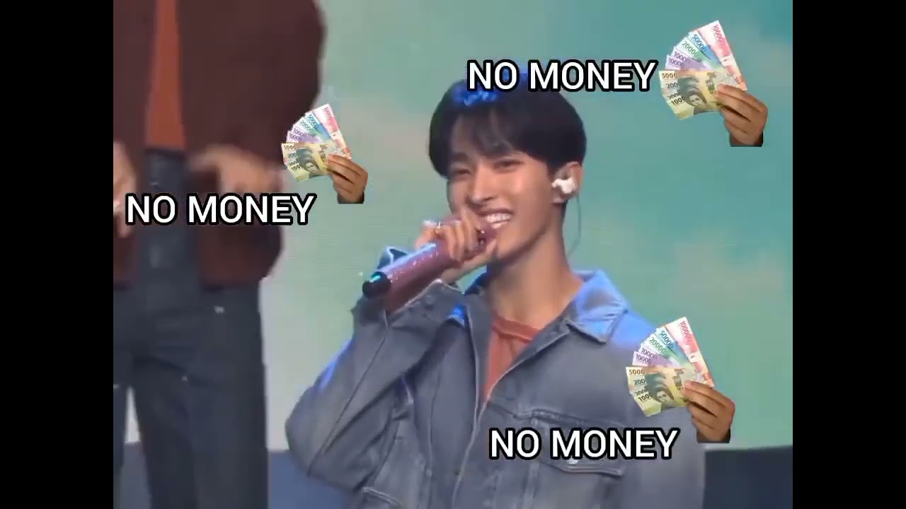 Kpop stans in 2023🤣
