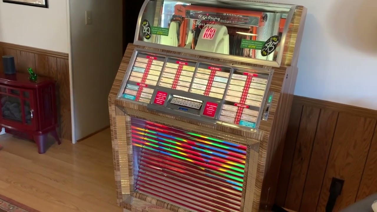 Seeburg 100B Jukebox