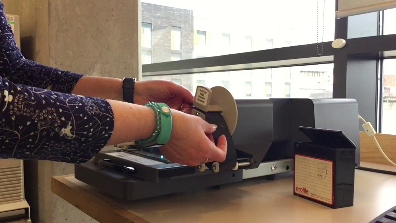 How to use the microfilm machine at Hackney Archives