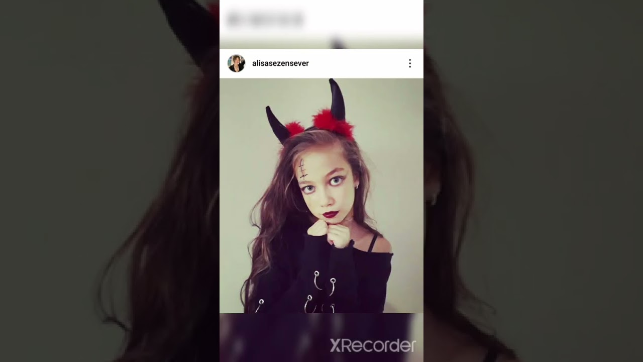 Alisa Sezen Sever'in küçüklük fotoğrafları (İnstagram fotoğrafları part 6)