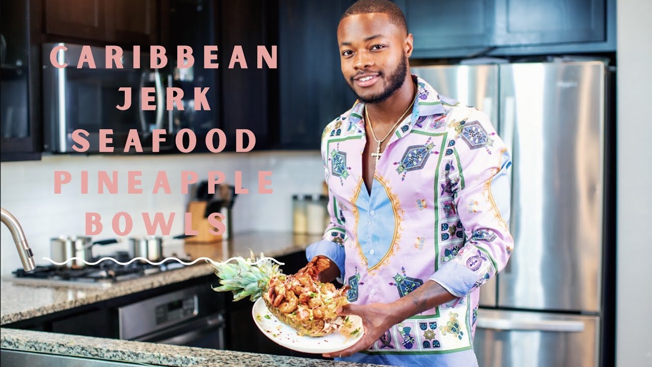 How to: Seafood Pineapple Bowls