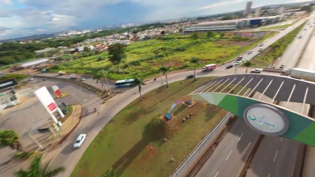 Rotatória vista de ouro ângulo! 🚀🔥📽️