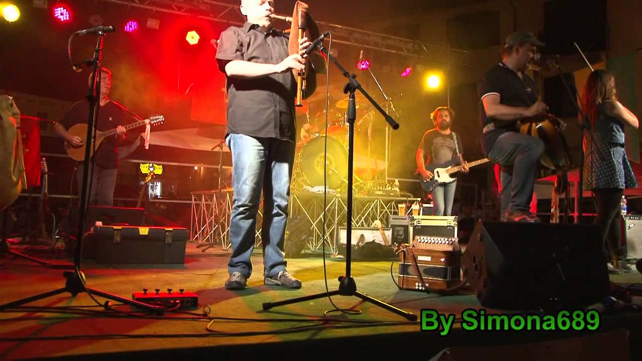 Lou Dalfin, FILA, brano apertura del concerto di Montà