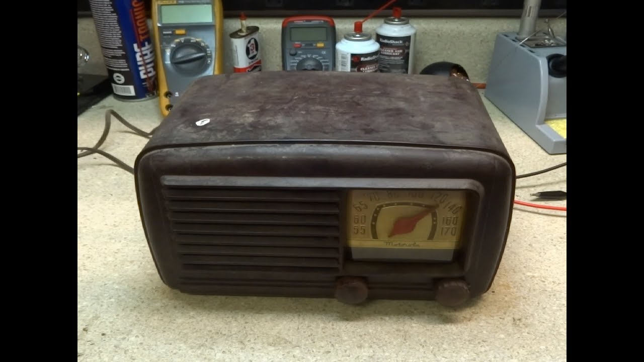 Repair Of A 1947 Motorola 56x11 AA5 Tube radio
