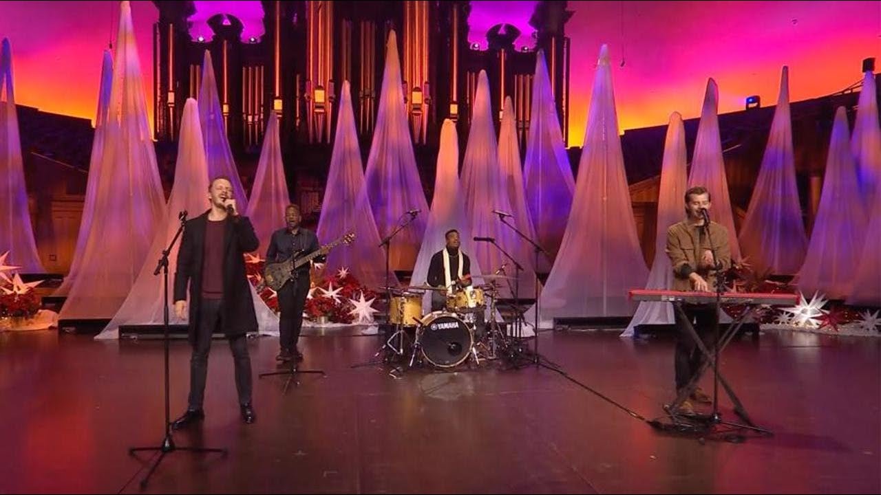 “Escuchad el son triunfal”, interpretado por Truman Brothers