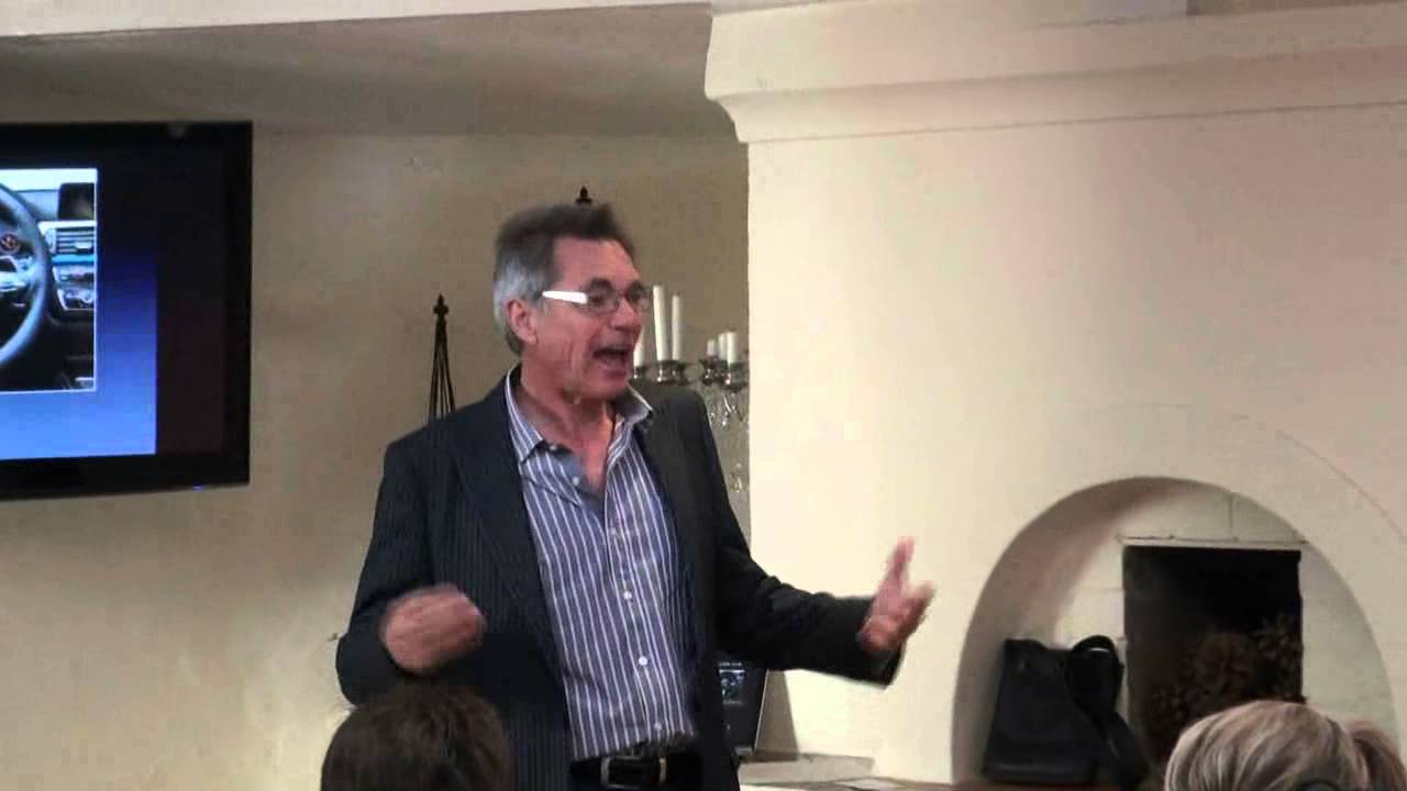 Learning How To Present Confidently - Paul du Toit