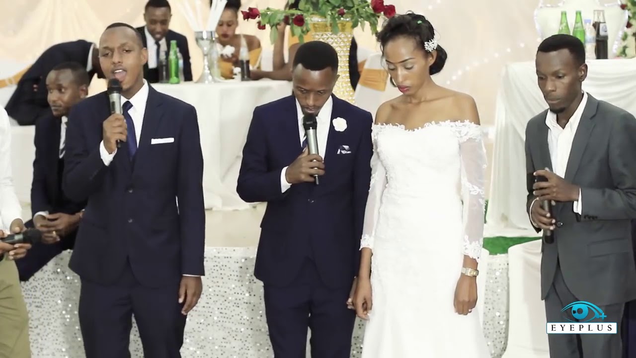 Akanyamuneza by great love Band