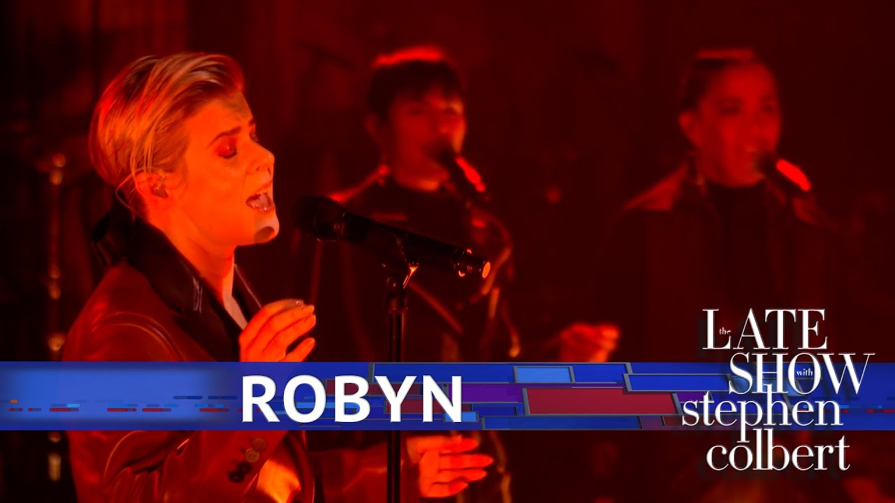 Robyn Performs 'Ever Again'