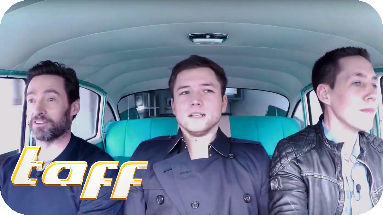 Hugh Jackman und Taron Egerton  ( 