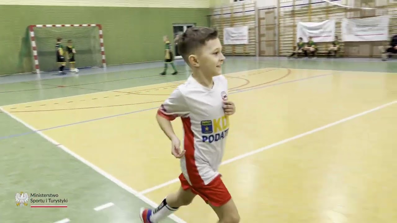 Cykl halowych turniejów Korona Cup 2024   rocznik 2015    01 12 2024r