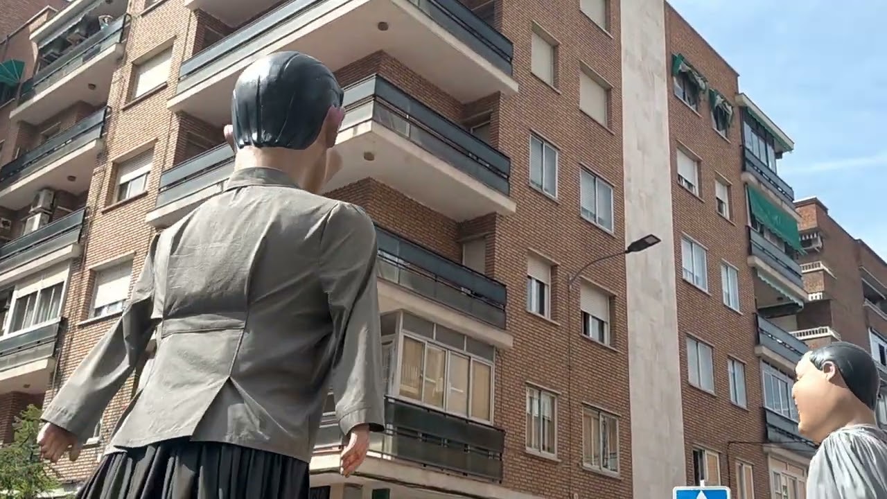 Gigantes y cabezudos Alcalá de Henares 2024 - San Isidro CAP 4