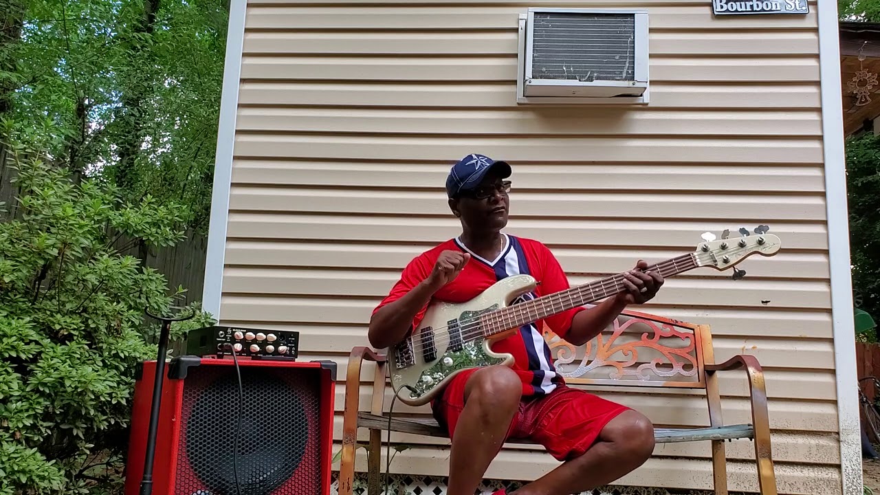 FENDER AMERICAN 