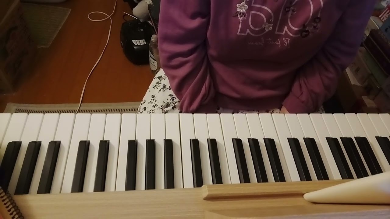ピアノの練習ABC☆鍵盤見ないで弾く練習始めました。（下手でごめんなさい😭）