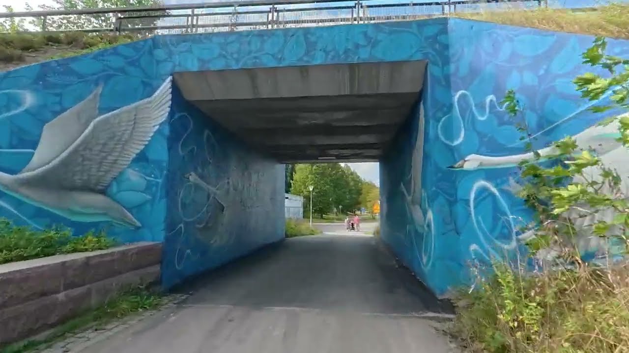 Lahden torilta Tapanilan kautta Hollolaan Soramäen ostarille pyöräillen
