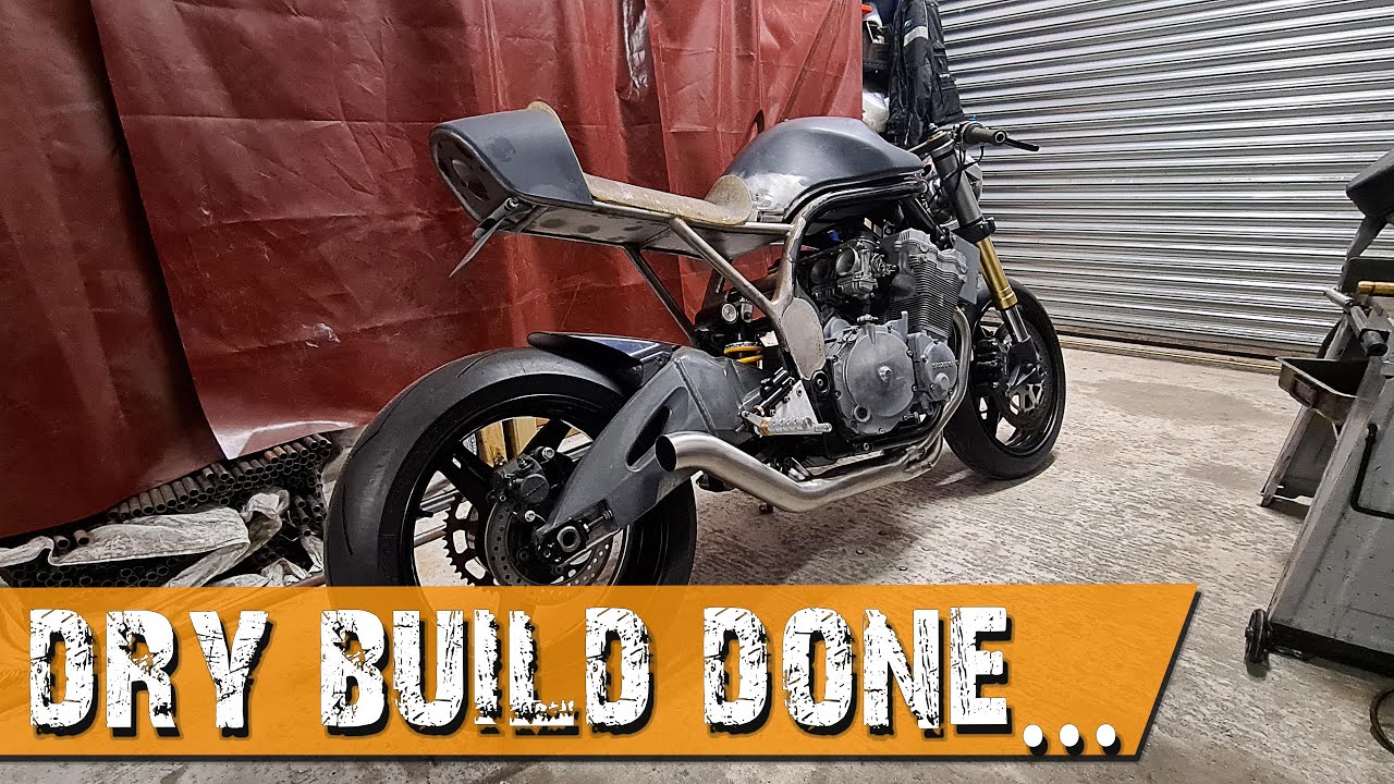 Dry Build Done... - Suzuki Bandit Cafe Racer - GIXIT Project Part 71