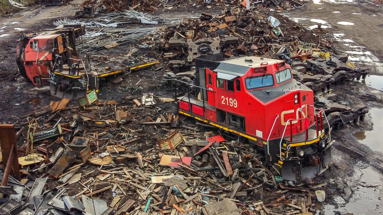 More CN C40-8 Locomotives Scrapped at Chicago Heights Processing!