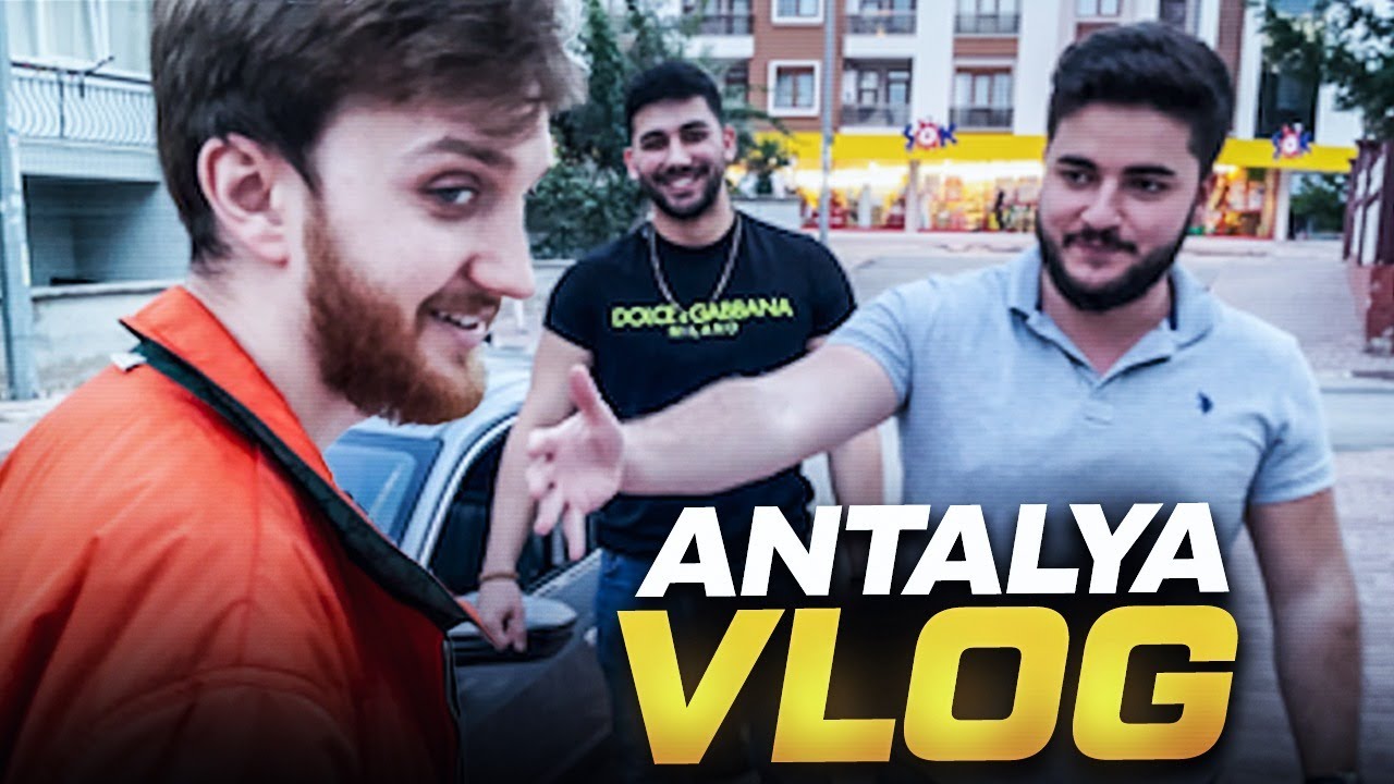 İLK VLOG! | Closer, Luger, Zegabon, Zedxsmurf | İNTERNET CAFE BASKINI!!!