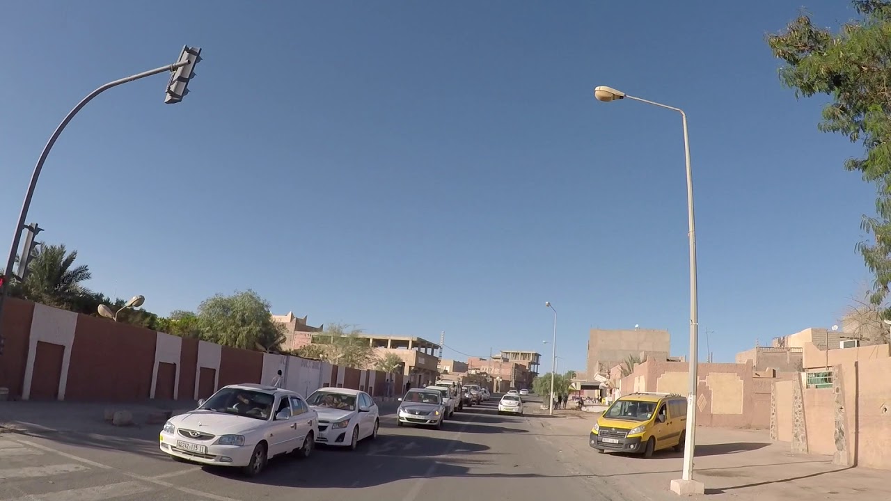 Algeria Tamanrasset Entry into the city, Gopro / Algerie Tamanrasset Entrée dans la ville, Gopro
