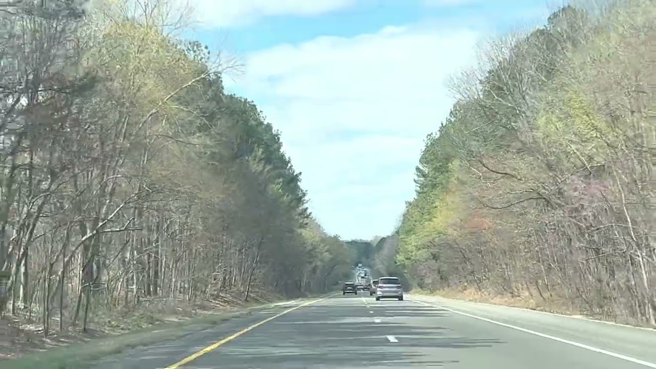 Driving from Nashville to Memphis Tennessee I-40