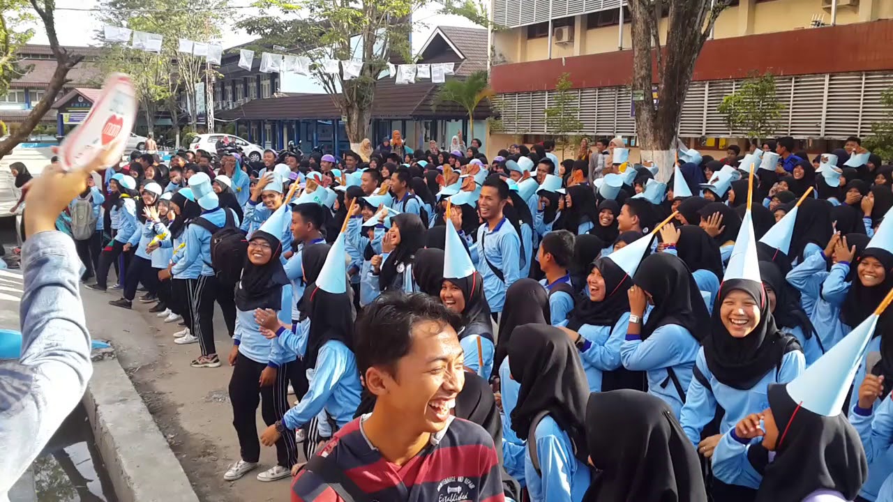 Penyatuan Yel-Yel Antar Jurusan FMIPA UNP - [HAKEMA 2015]