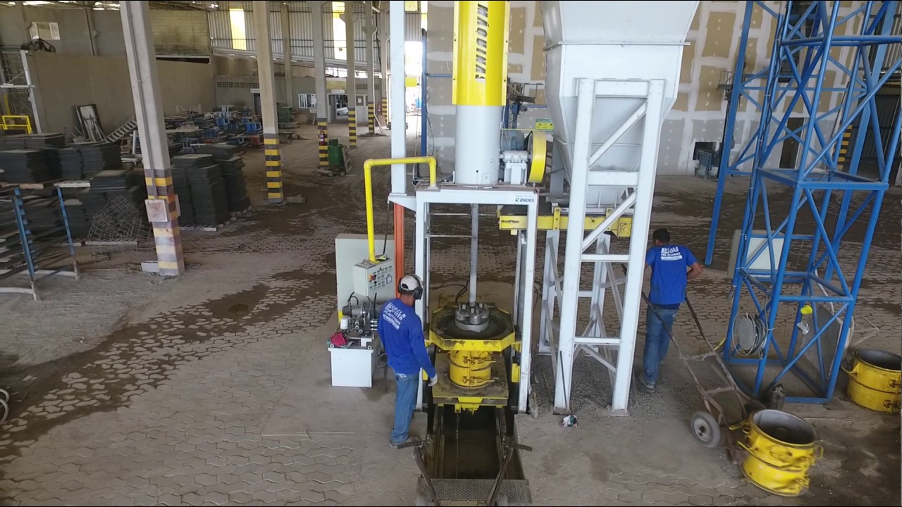 MÁQUINA PARA FABRICAÇÃO DE TUBOS DE CONCRETO DHC 6.15 TA
