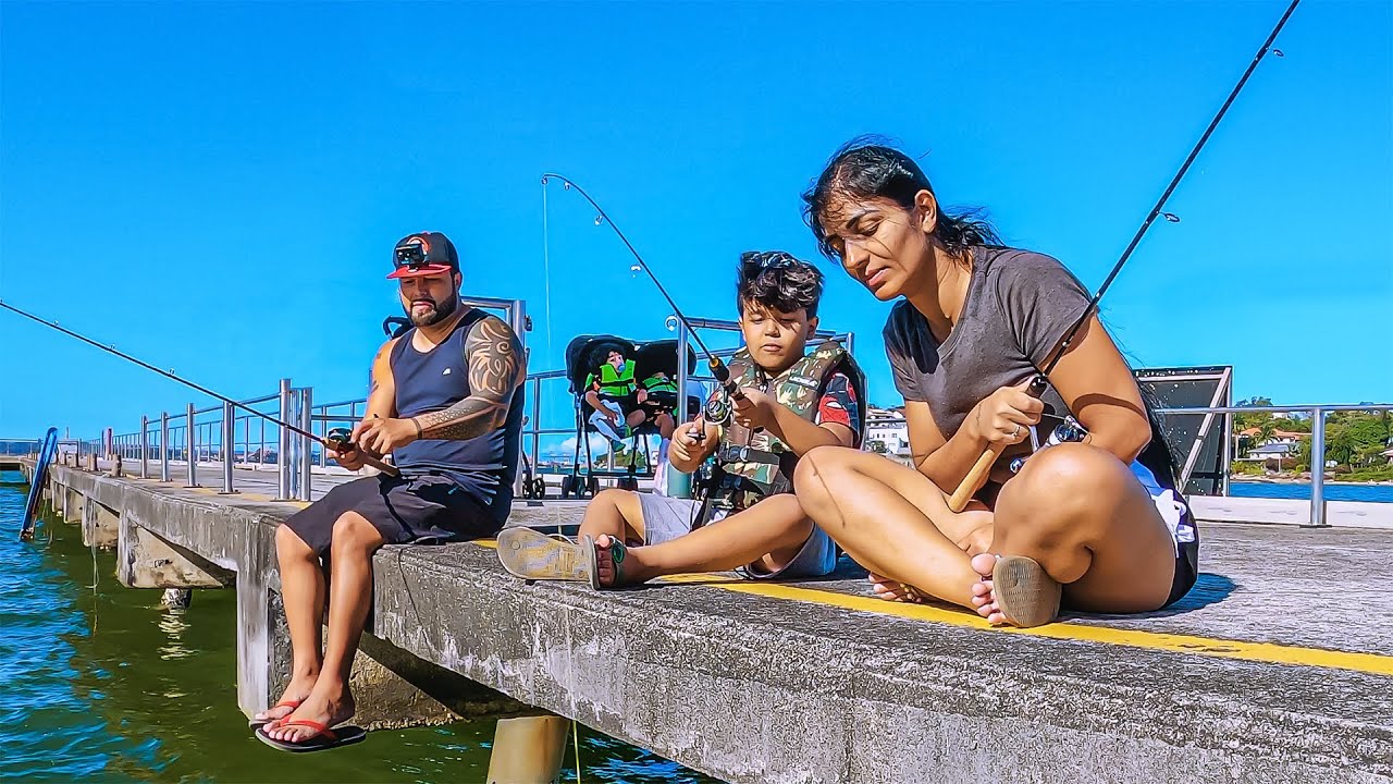 A PESCARIA QUE RENDEU UM GRANDE PEIXE ASSADO - Pesca no mar