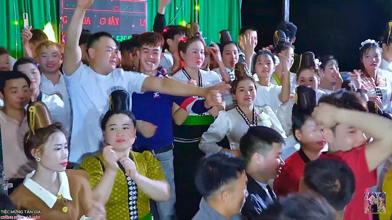 Nhạc vũ hội rượu cần nhảy cực xung tại lễ Tân gia CƯỜNG KHOA - LÒ MÂY bản huổi phẩng xã ML - Sơn la 