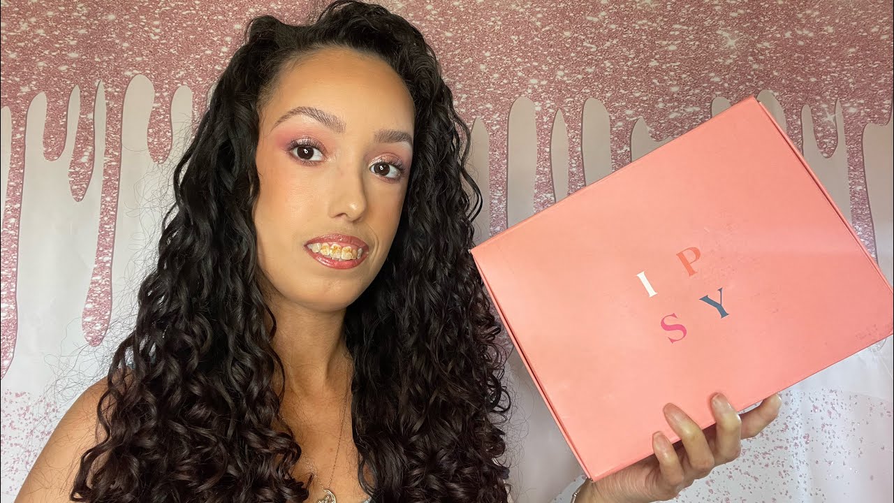 Boxycharm April 2023