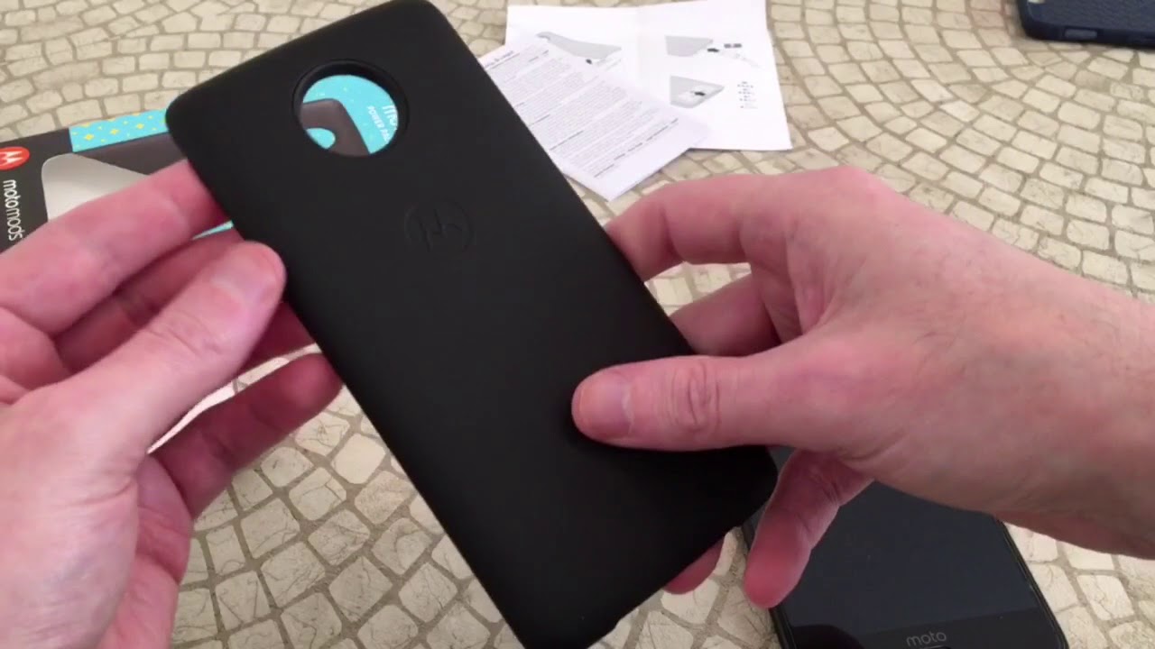 Motorola - Moto Z Mod Power Pack Battery Case Unboxing and Overview