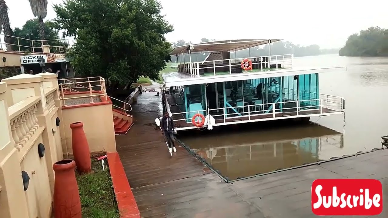 Vaal River Before Cruising With The Boat Setup. South Africa