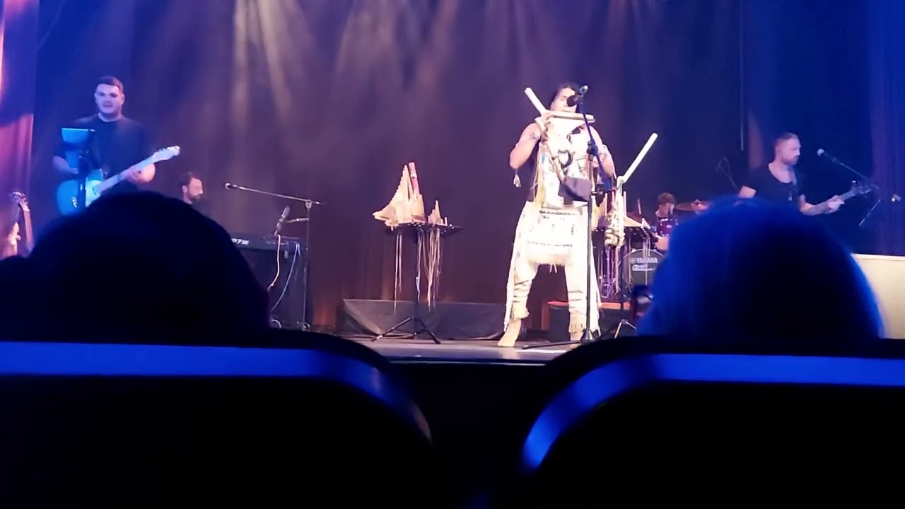 Leo Rojas