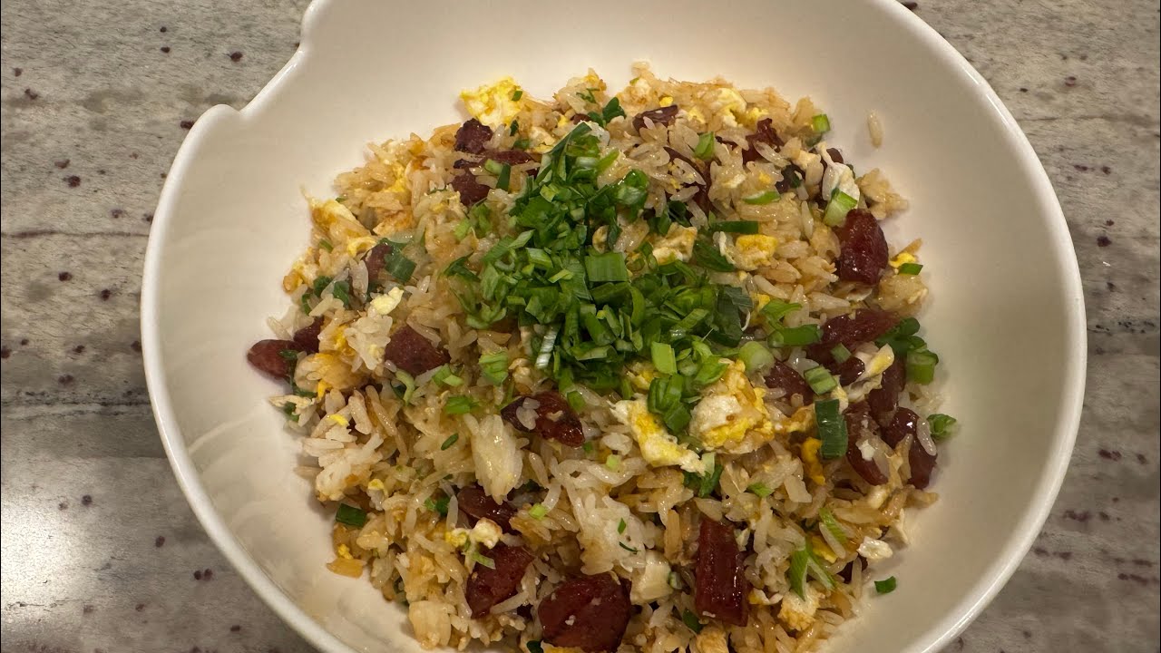Stir-Fried Rice w/ Costco Sausage | 蛋炒饭