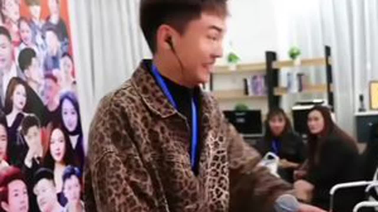 毛家超的